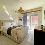 Apartament New Luxurious - 1 Minute From Elli