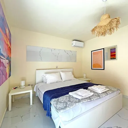 New Luxurious - 1 Minute From Elli Apartamento *