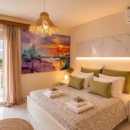 New Luxurious - 1 Minute From Elli Apartament