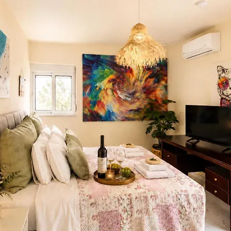 Daire New Luxurious - 1 Minute From Elli